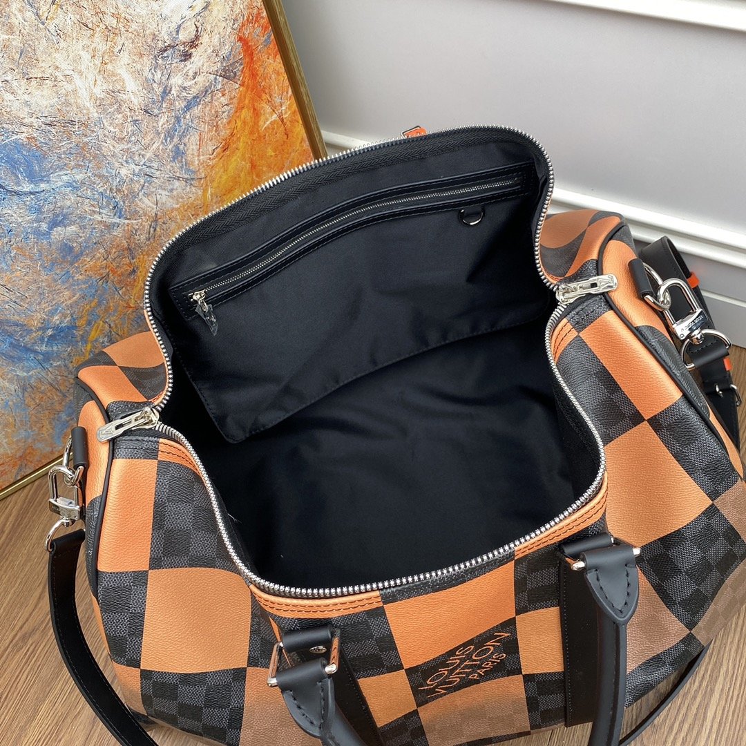 LU Bag Holdalls