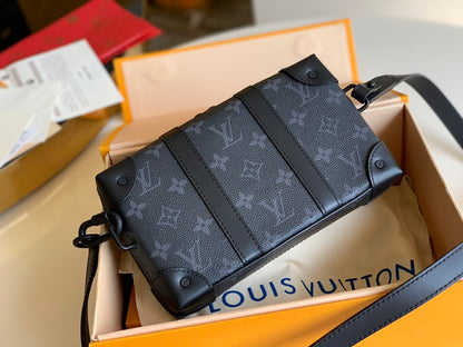 LU Bag  Black 22 cm trunk
