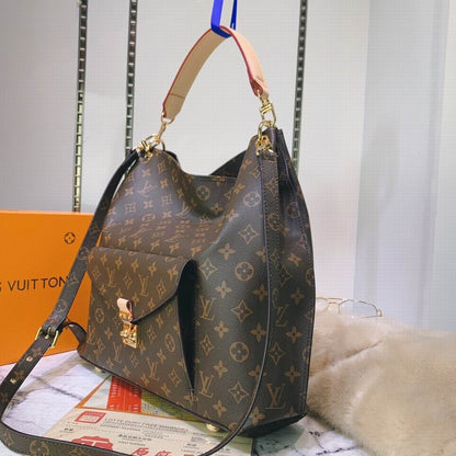 LU Bag Brown