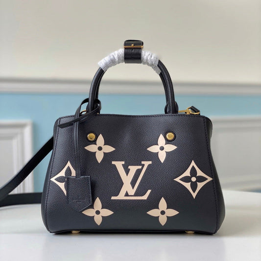 LU Bag Black Logo