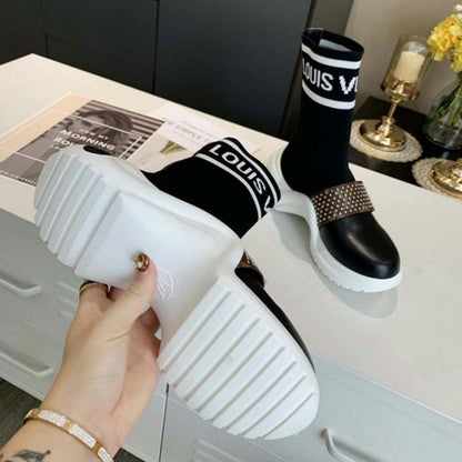 LU  Sneakers Trainer Knee