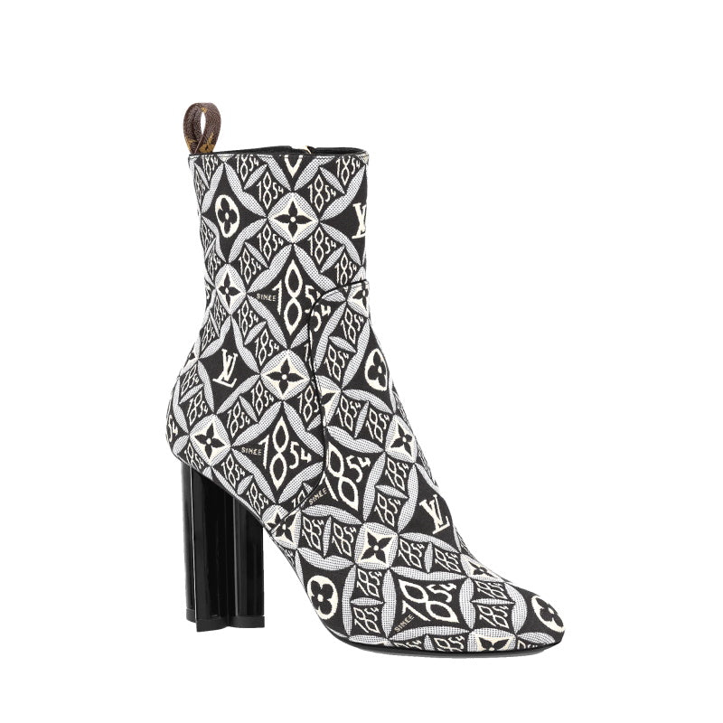 LU Boots  Monogram
