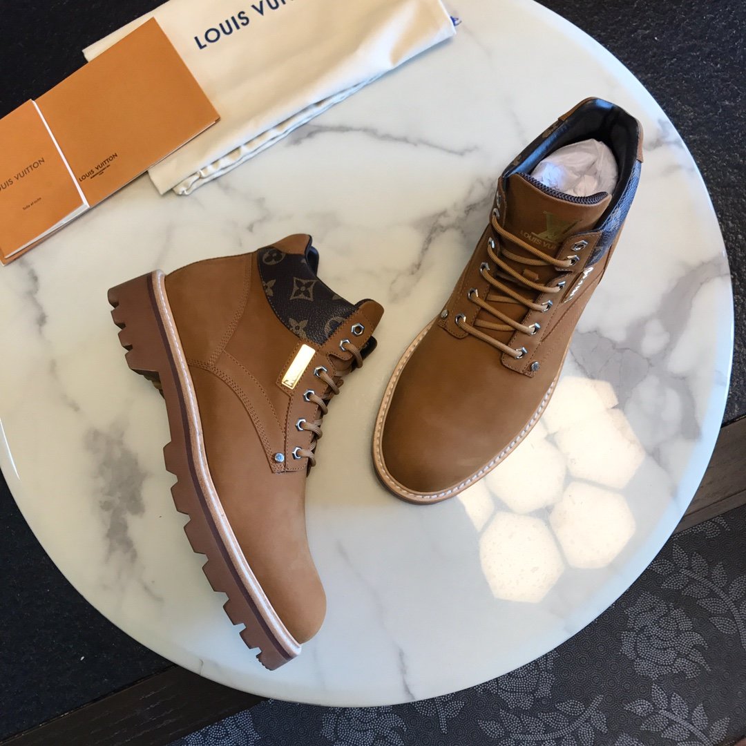 LU Boots Monogram