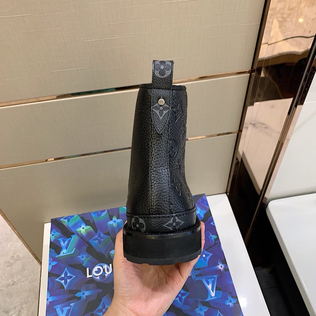 LU Boots Monogram