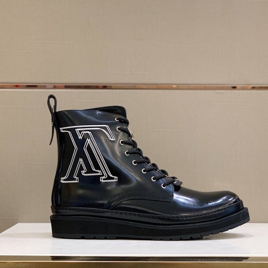 LU  Boots logo