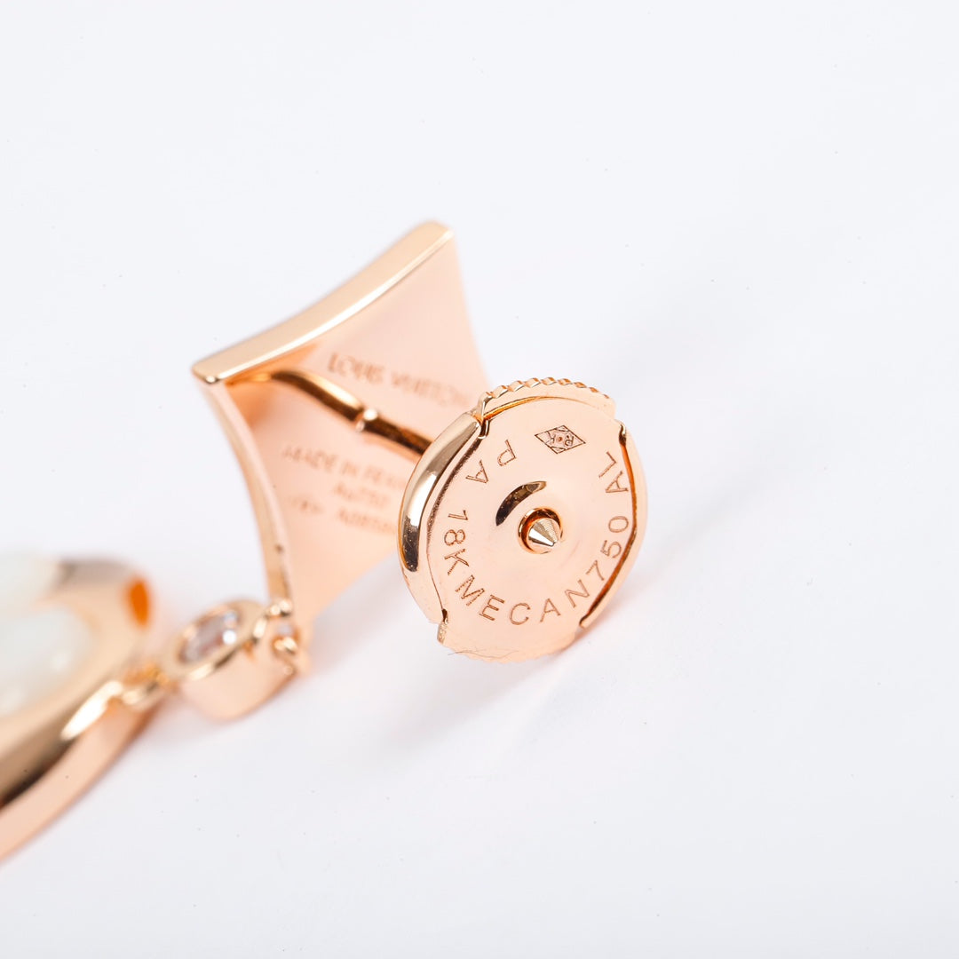 LU  Earrings