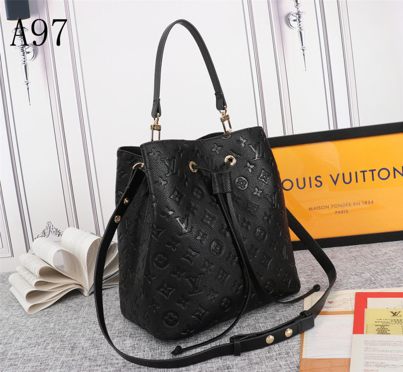 LU Bag Neonoe 26 cm
