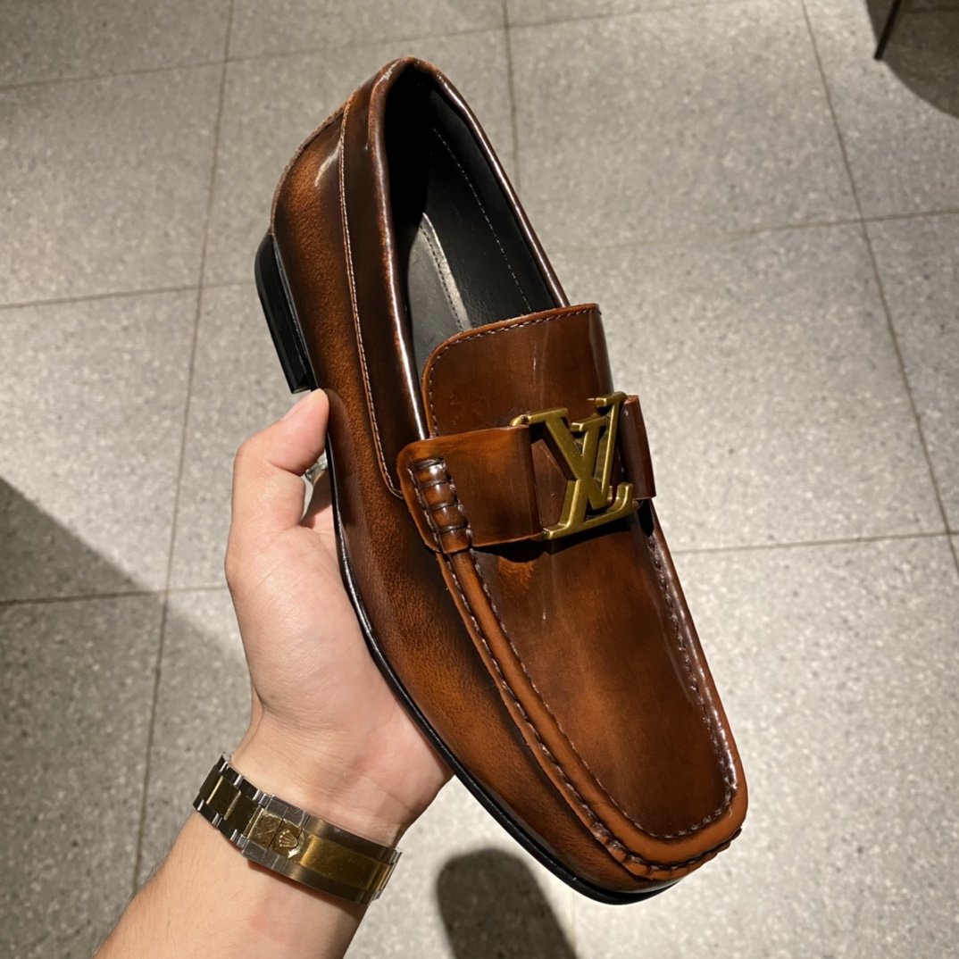 LU  Shoes Mans