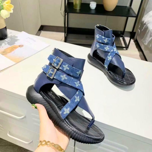 LU Sandals