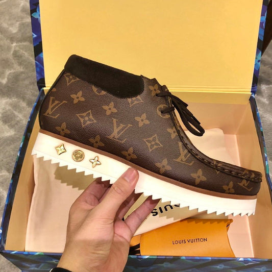 LU Shoes  Mono