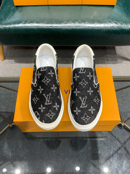 LU Sneakers  Slip On
