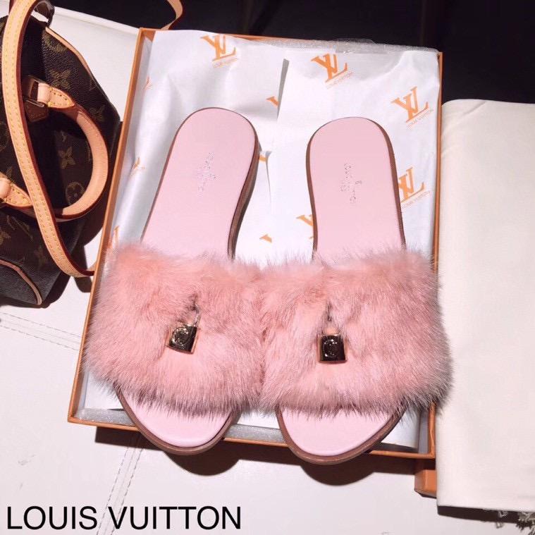 LU Slippers Fur Pink