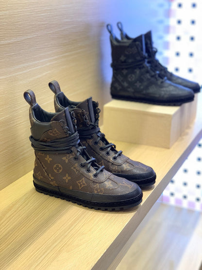 LU  Sneakers High Monogram