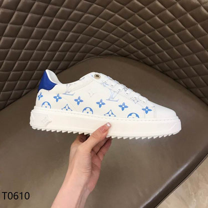 LU Sneakers Time Out