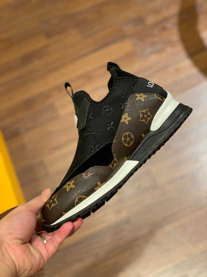 LU Sneakers Brown Black