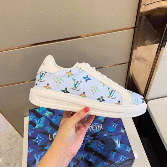 LU Sneakers