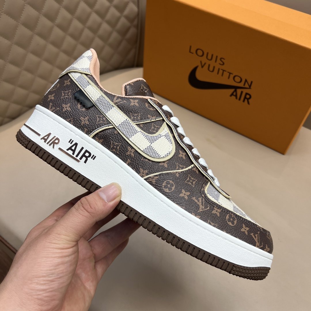 LU hack N*KE  Sneakers Monogram