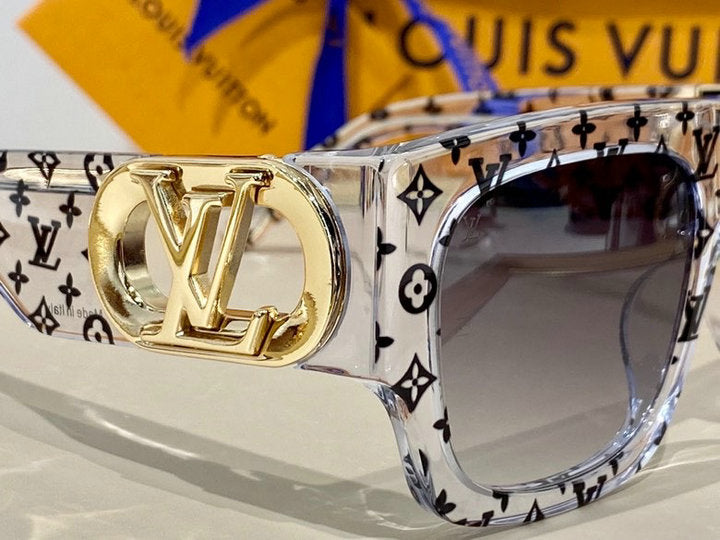 LU   Sunglasses