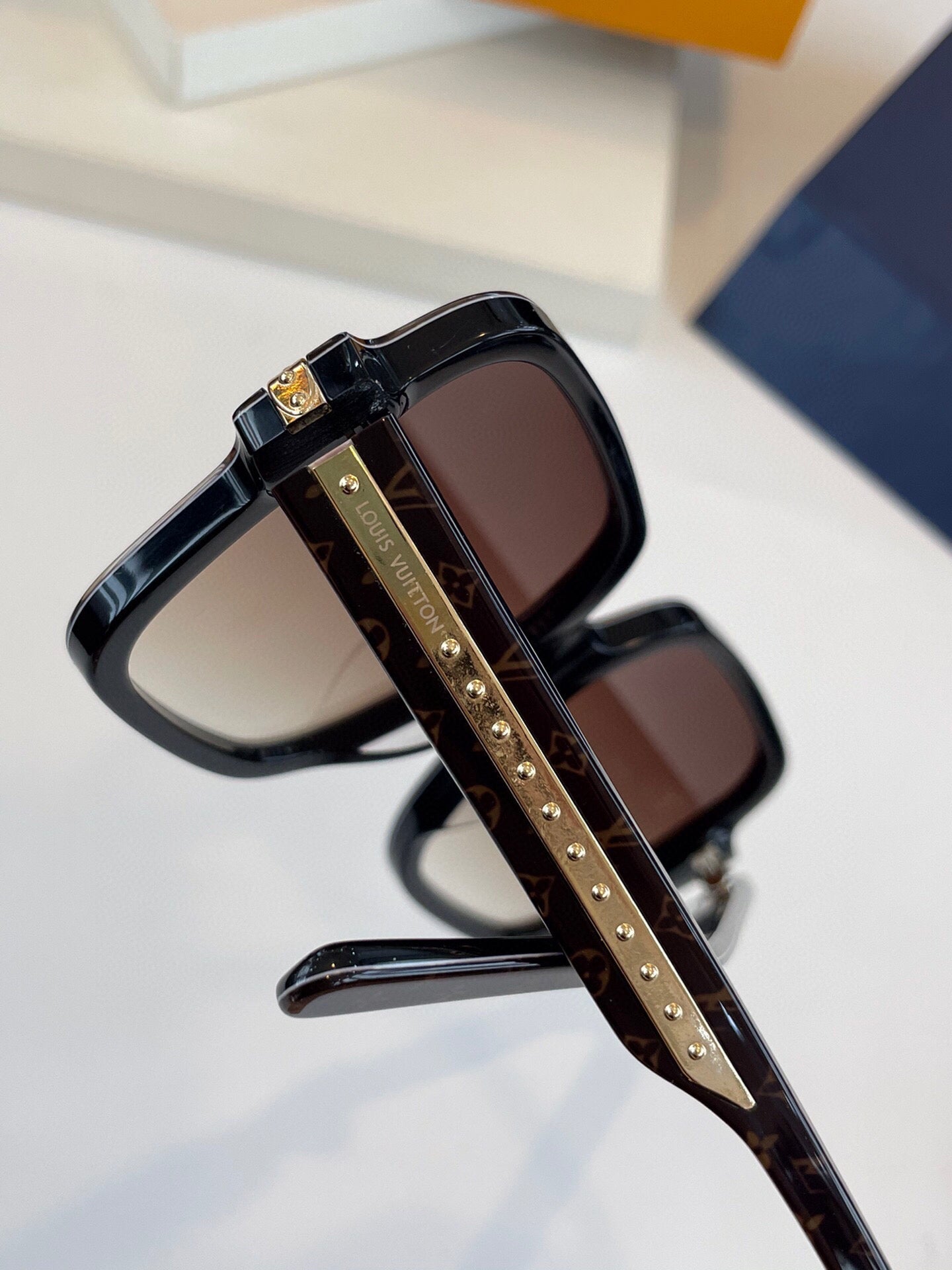 LU Sunglasses 5 Color's