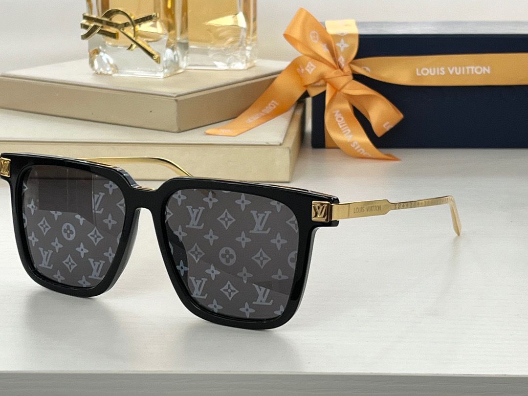 LU  Sunglasses 5 Color 's