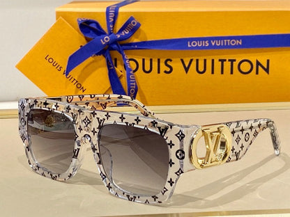 LU   Sunglasses
