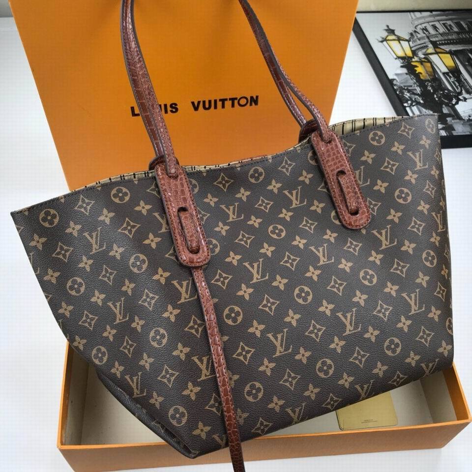 LU Bag Tote