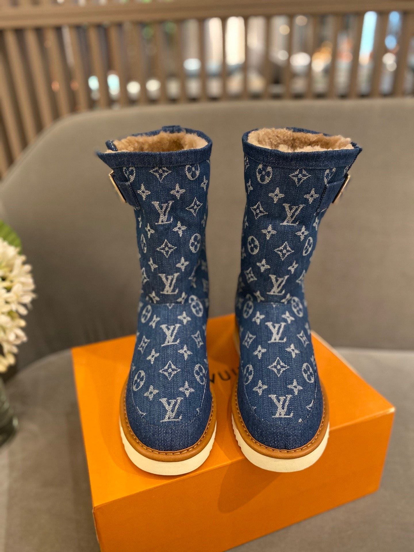 LU Boots Jeans UGG