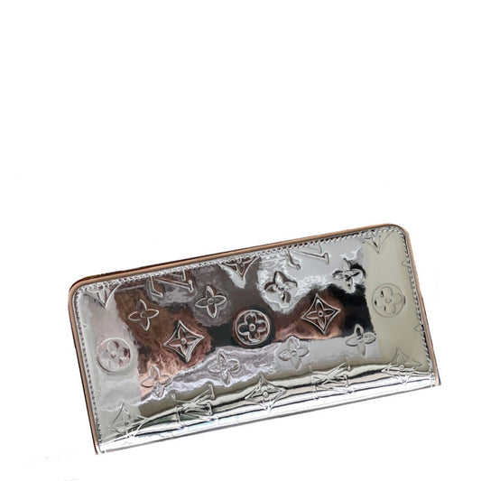 LU Wallet Large Silver 2 Style