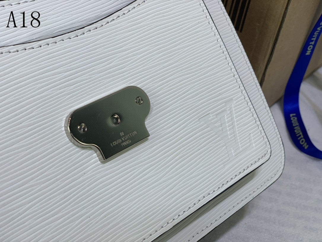 LU Bag NEO 22 cm 2 Color s