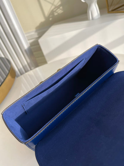 LU Bag TWIST  2 Color 's 23 cm
