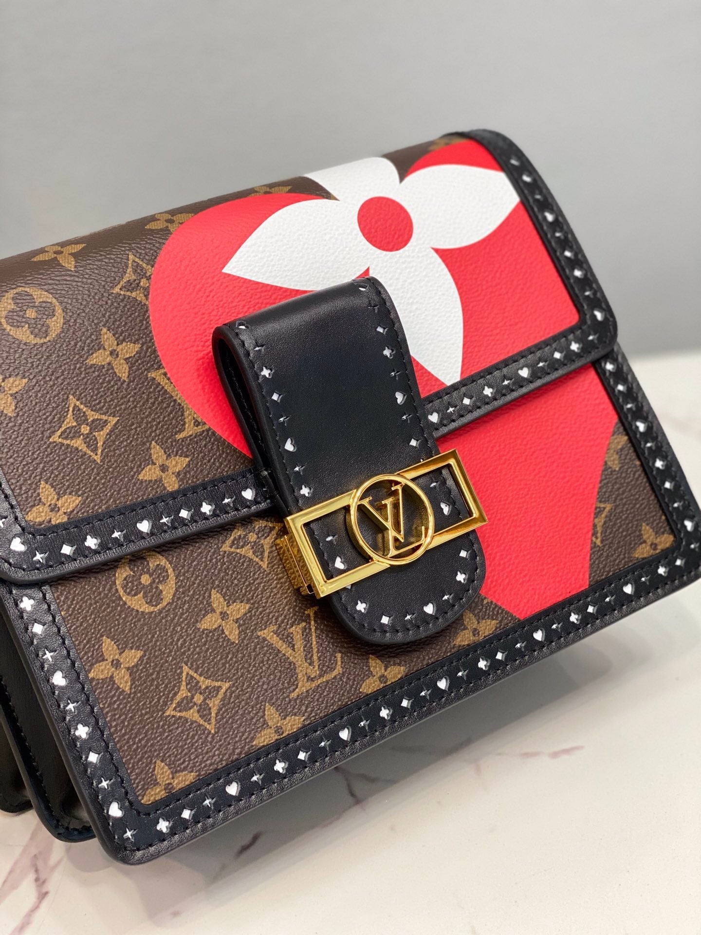 LU Bag Monogram