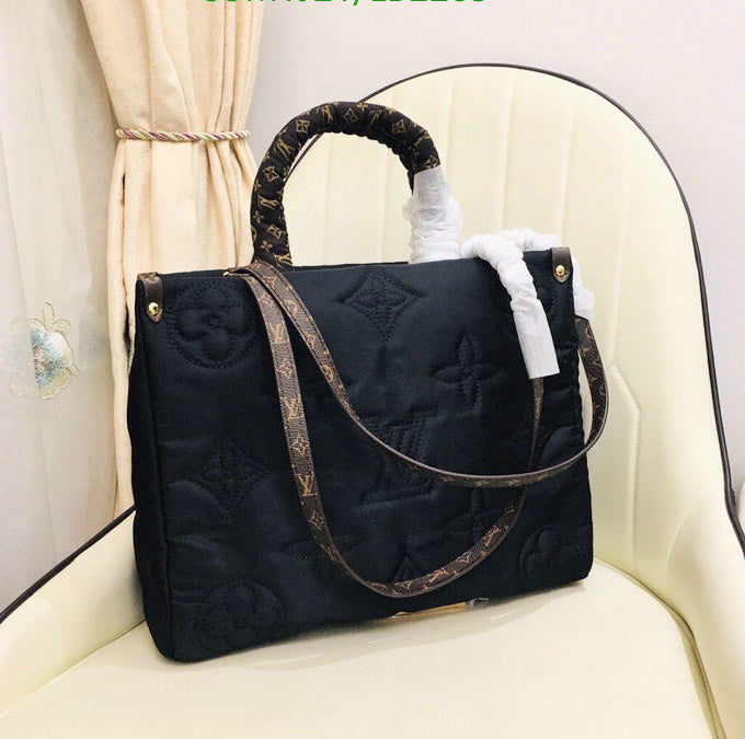 LU Tote Bag Onthego Puffer Nylon 3 Color  's