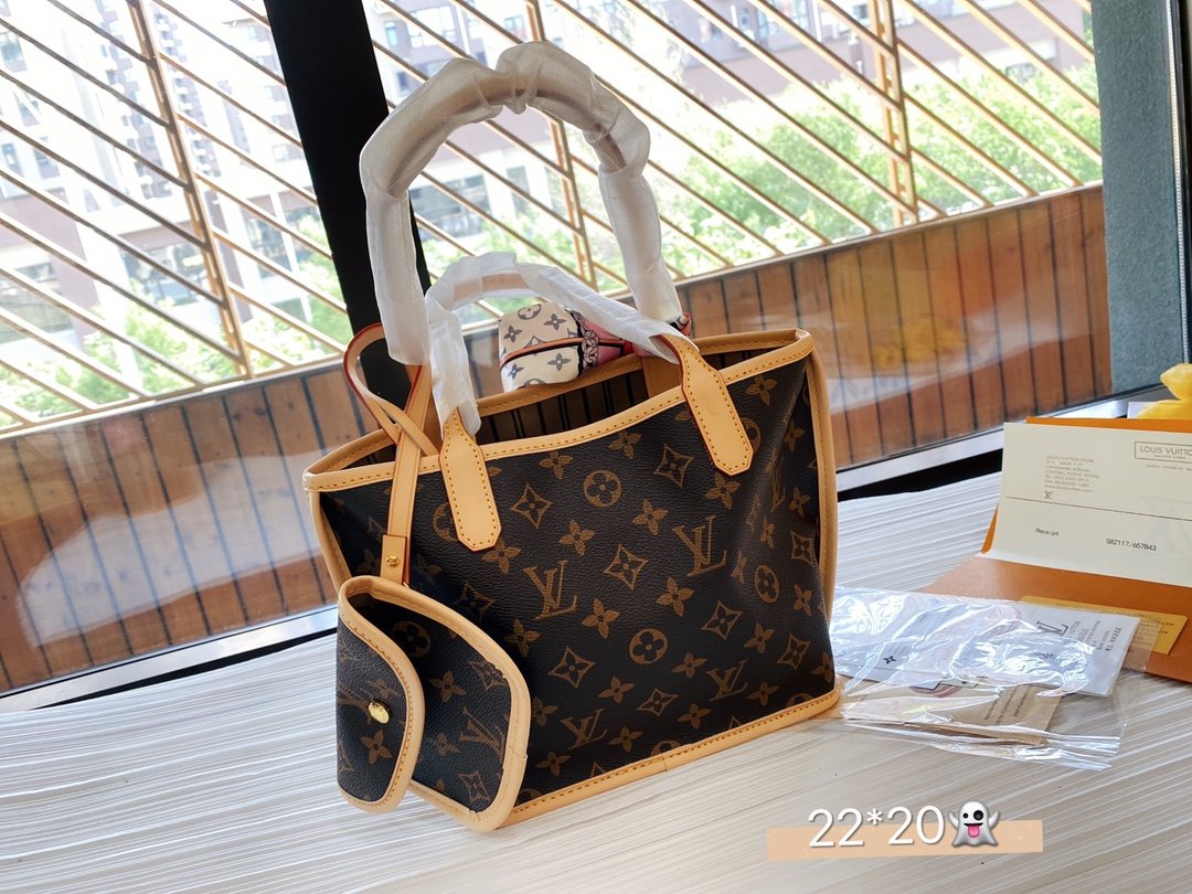LU  Bag Mini Never ful 22 cm