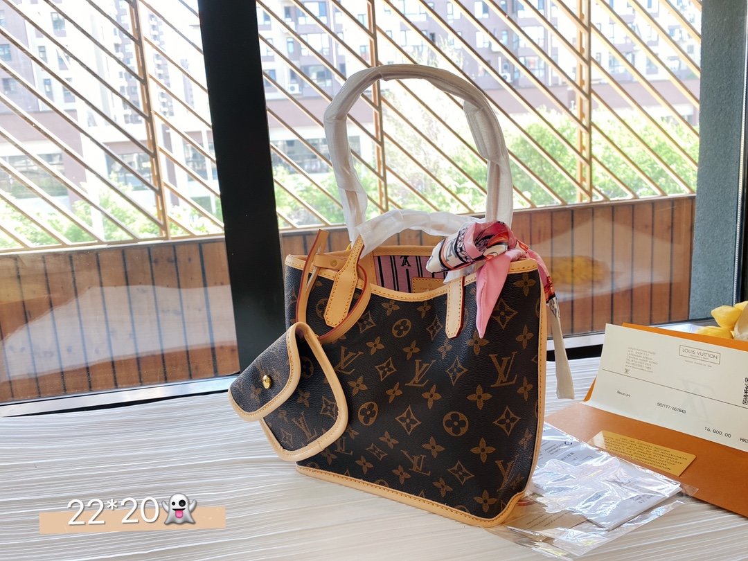 LU  Bag Mini Never ful 22 cm