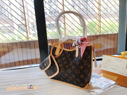 LU  Bag Mini Never ful 22 cm