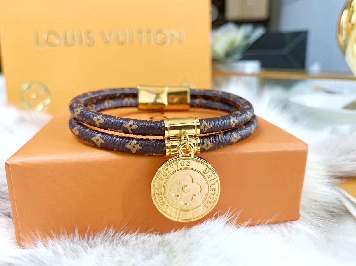 LU  Bracelet