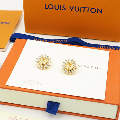 LU   Earring