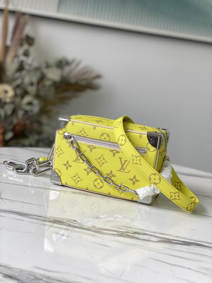 LU Bag  Messenger Yellow