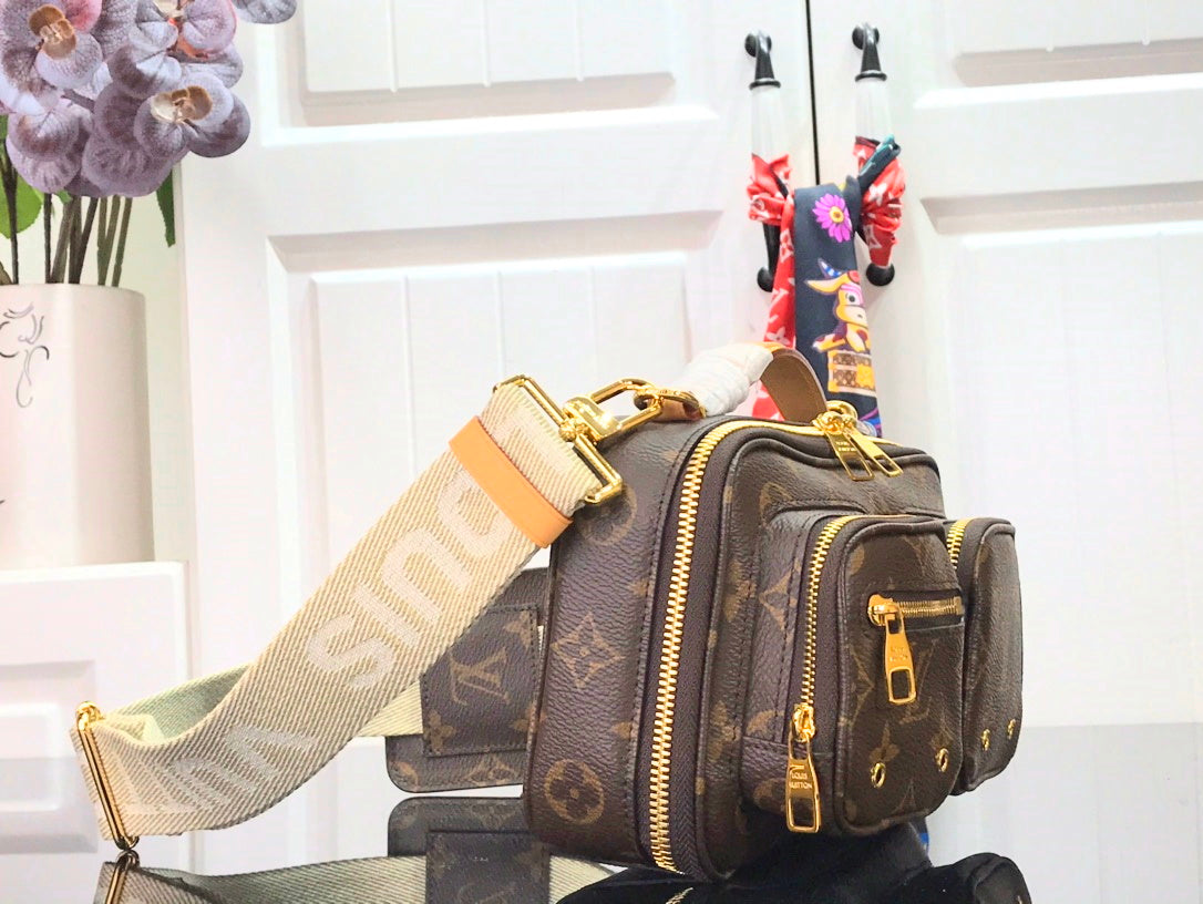 LU Bag Business Messenger Shoulder 24 cm