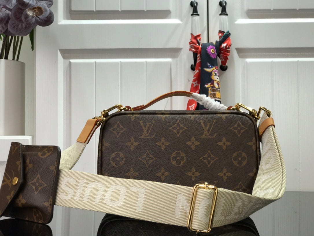 LU Bag Business Messenger Shoulder 24 cm