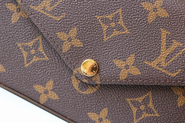 LU Bag Shoulder Multi  Pochette