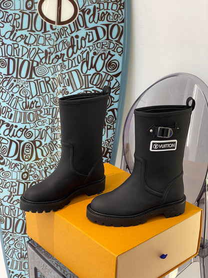 LU Boots  2 Color 's Short