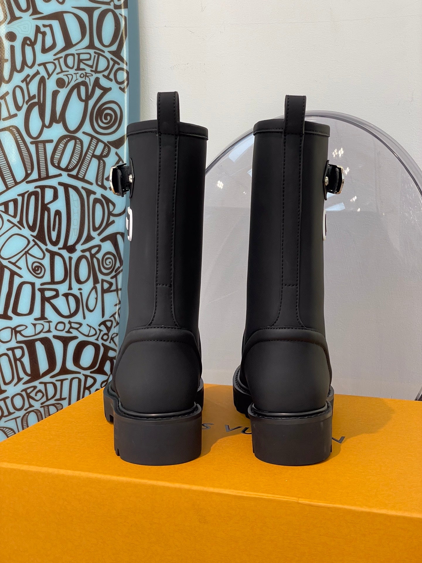 LU Boots  2 Color 's Short