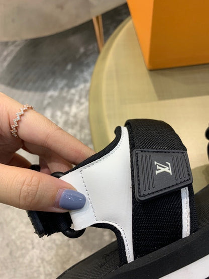 LU Slippers Sandals Arcade