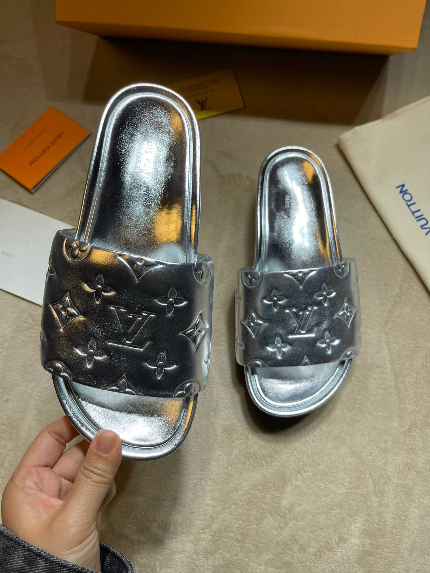 LU Slippers Mule Jumbo  Platform Silver