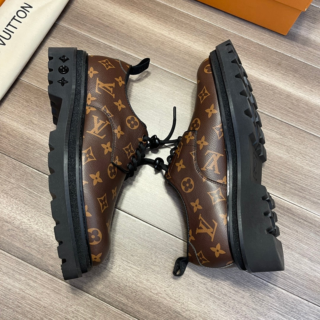 LU  Shoes Man Monogram