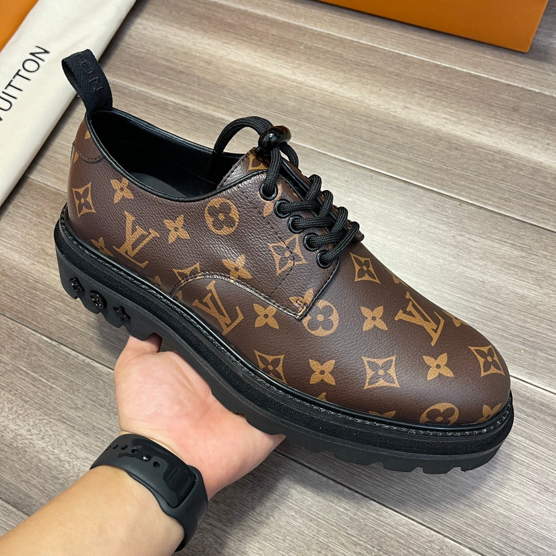 LU  Shoes Man Monogram
