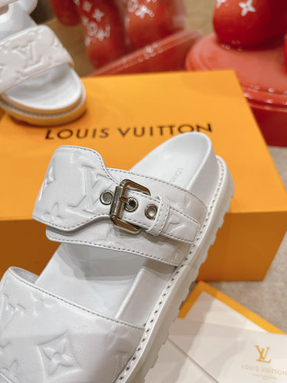 LU Slippers  Flat 2 Color 's