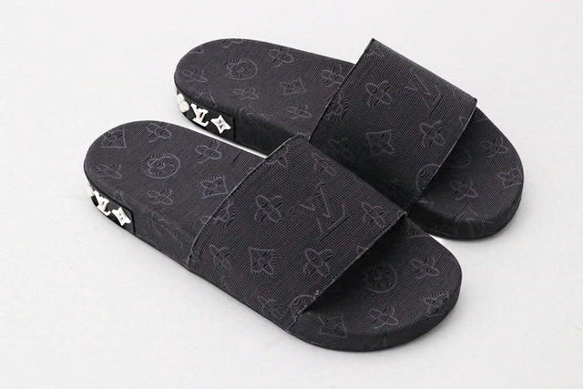 LU  Slippers Slider