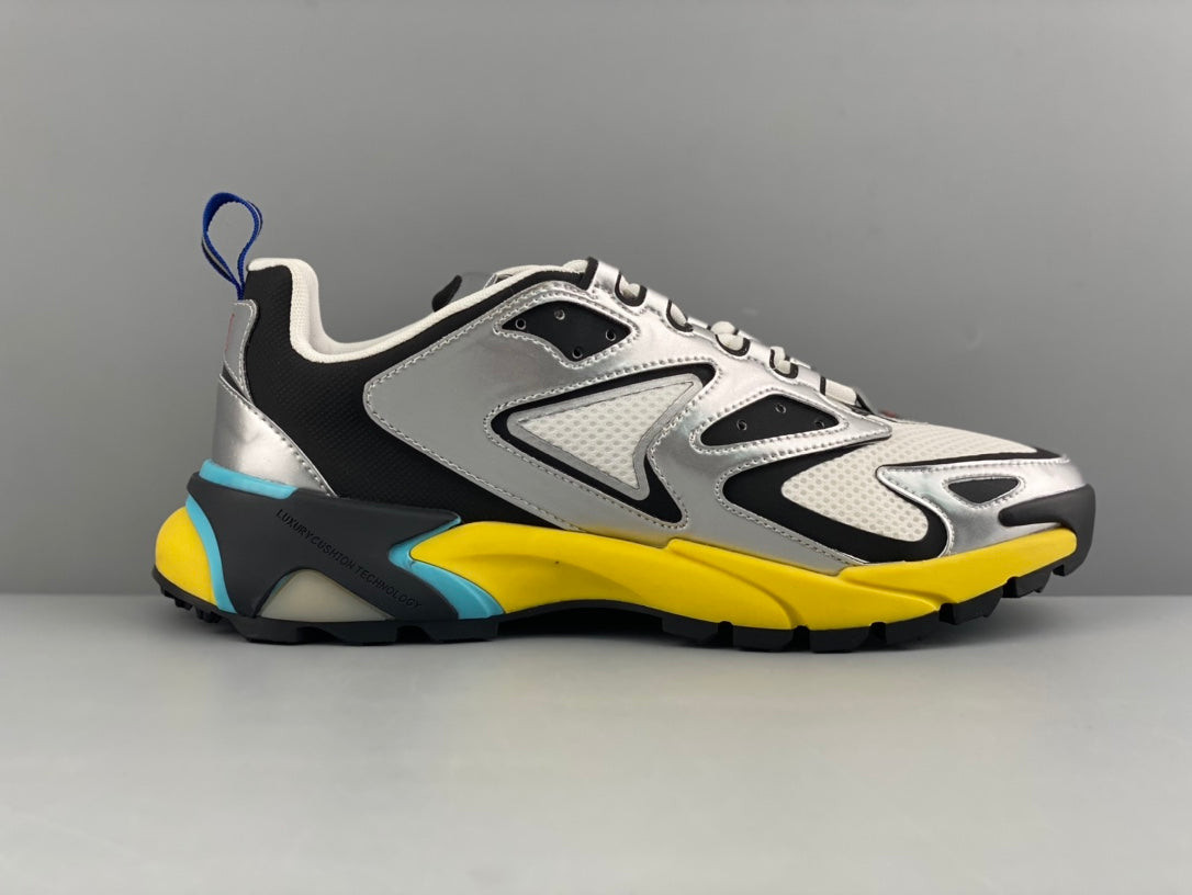 LU  Sneakers Runner